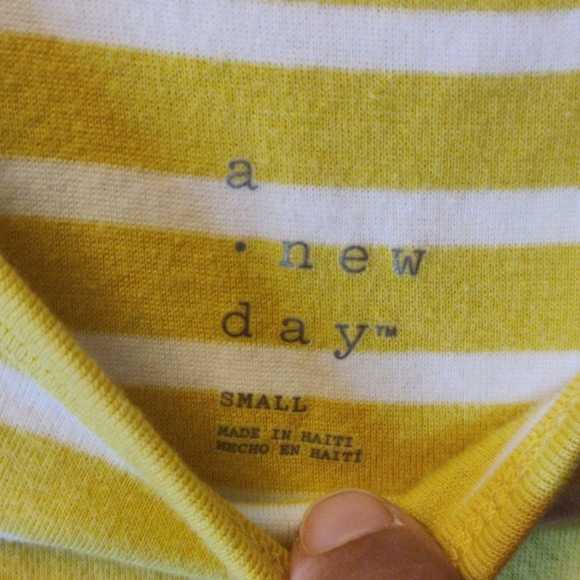 A New Day Yellow White Tank Size S - Picture 2 of 3
